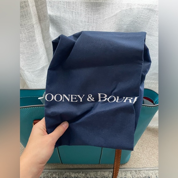 NWT Dooney & Bourke Lexington - Picture 3 of 8